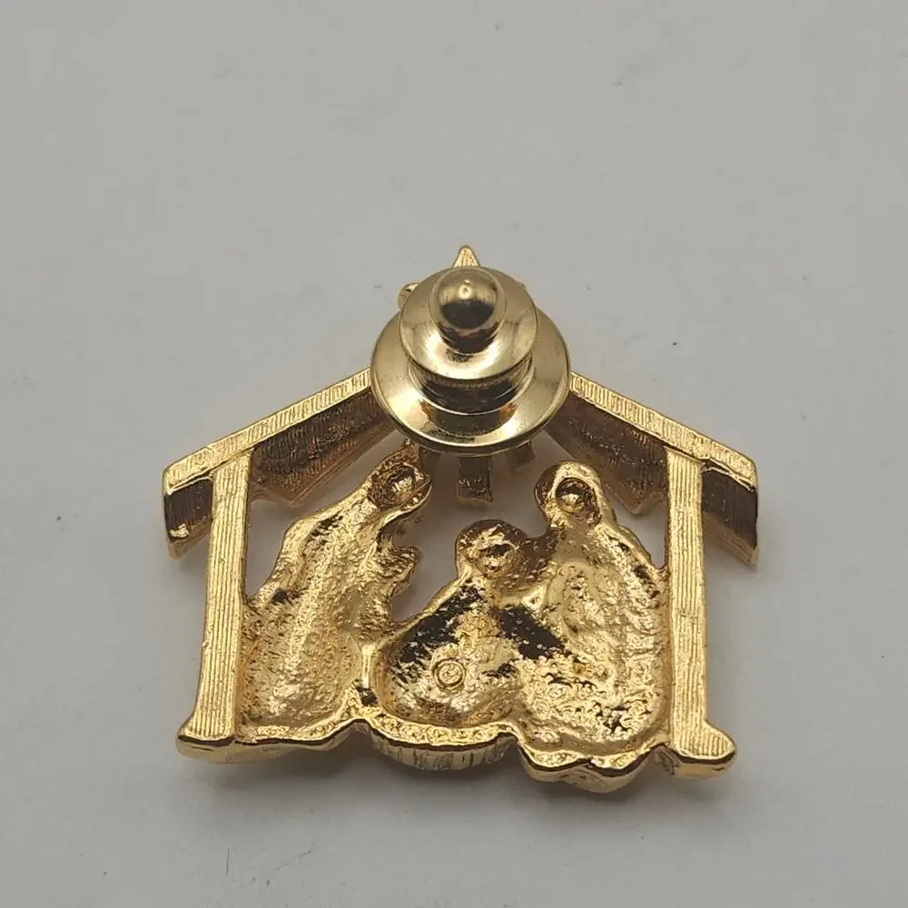 Vintage Gold Tone Nativity Manger Lapel Pin Rhinestone Star Holy Family 1980s